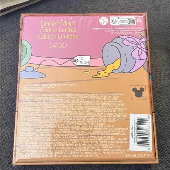 Christmas Disney Loungefly Winnie the Pooh Moving Enamel Pin Same Day Shipping - Picture 7 of 7